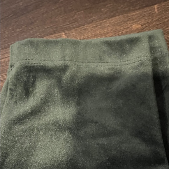 Old Navy Forest Green Velour leggings - Picture 5 of 5